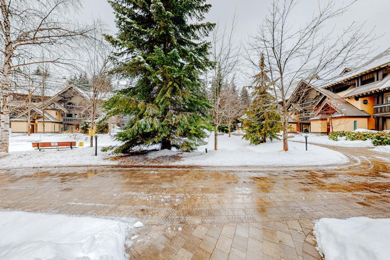 Lagoons At Stoney Creek Whistler Exterior foto